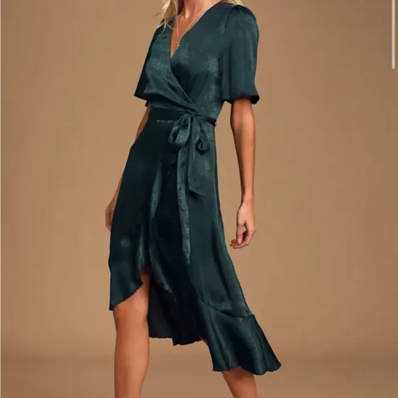 NWT Lulus Wrapped Up in Love Dark Green Midi Dress Sz L - Picture 1 of 6